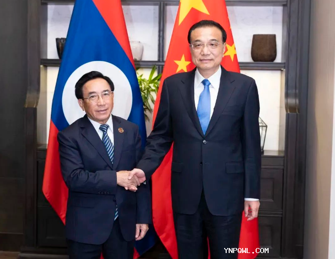 李克強會(huì )見(jiàn)老撾總理潘坎