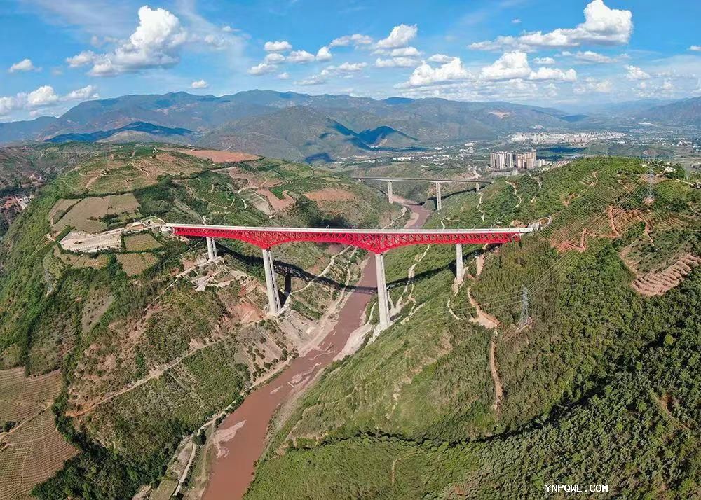 配齊物流借助中老鐵路，與中老兩國攜手合作